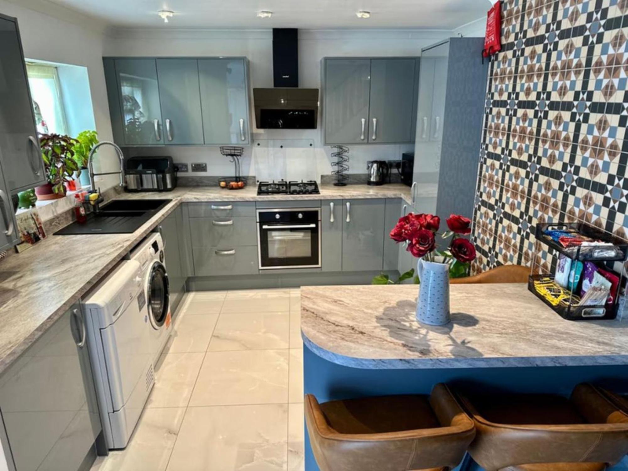 4 Bedroom House Rented By The Londen