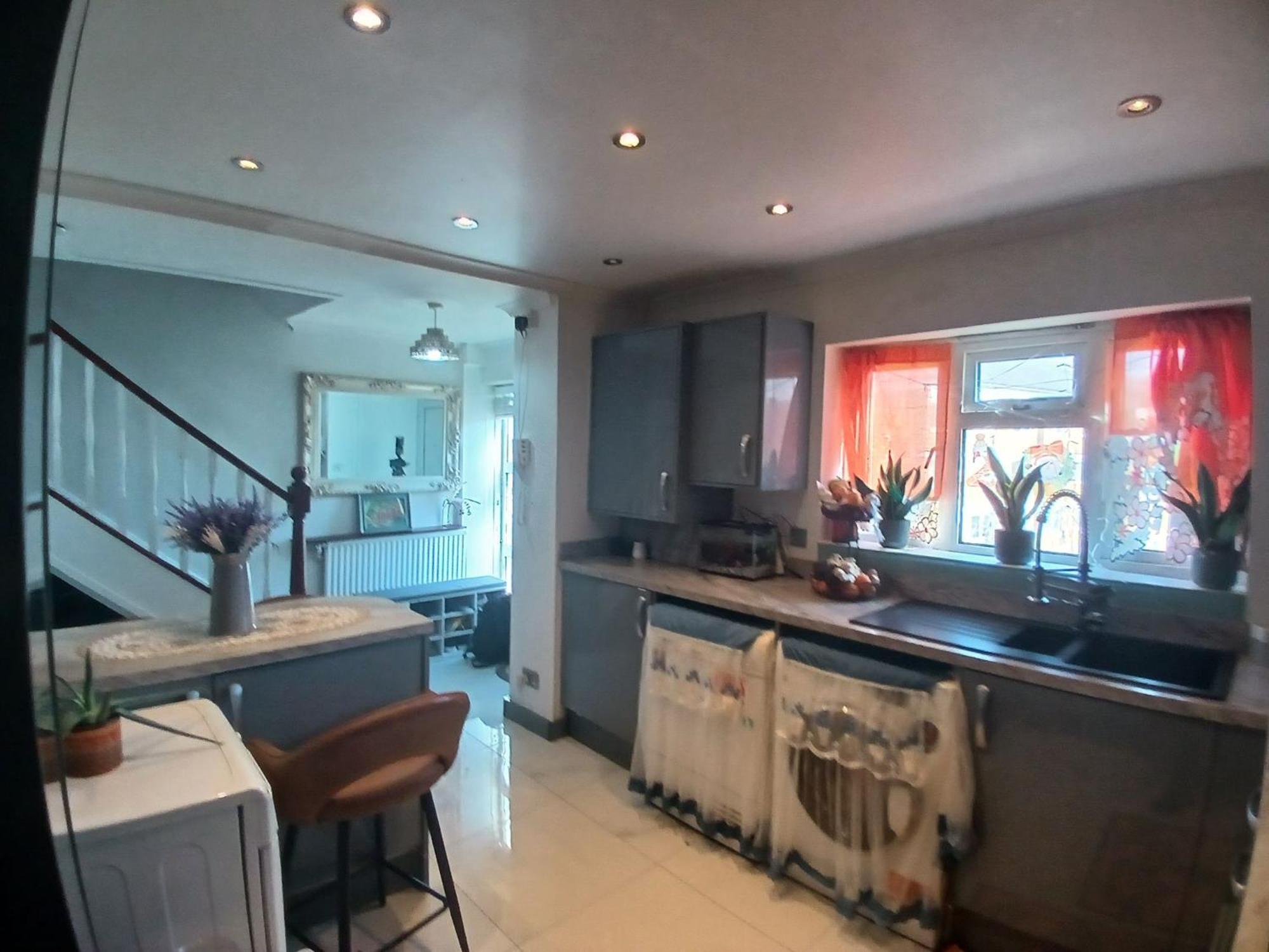Casa de hóspedes 4 Bedroom House Rented By The Londres